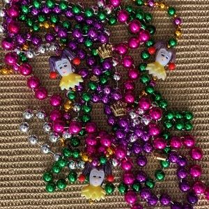 Official Mardi Gras Beads (5)